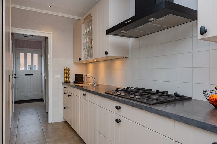 Foto 12 van Herbert van Puttenweg 27