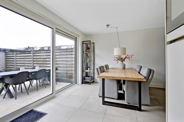 Foto 12 van Prinsendam 27