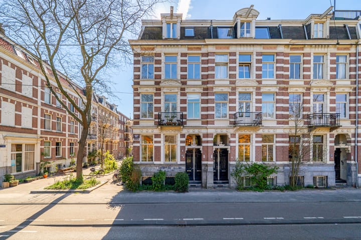 Photo 30 of Sarphatistraat 528