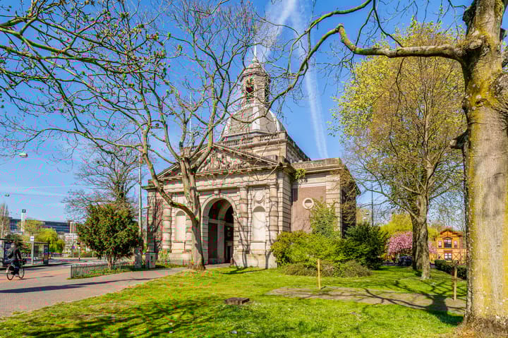 Photo 32 of Sarphatistraat 528