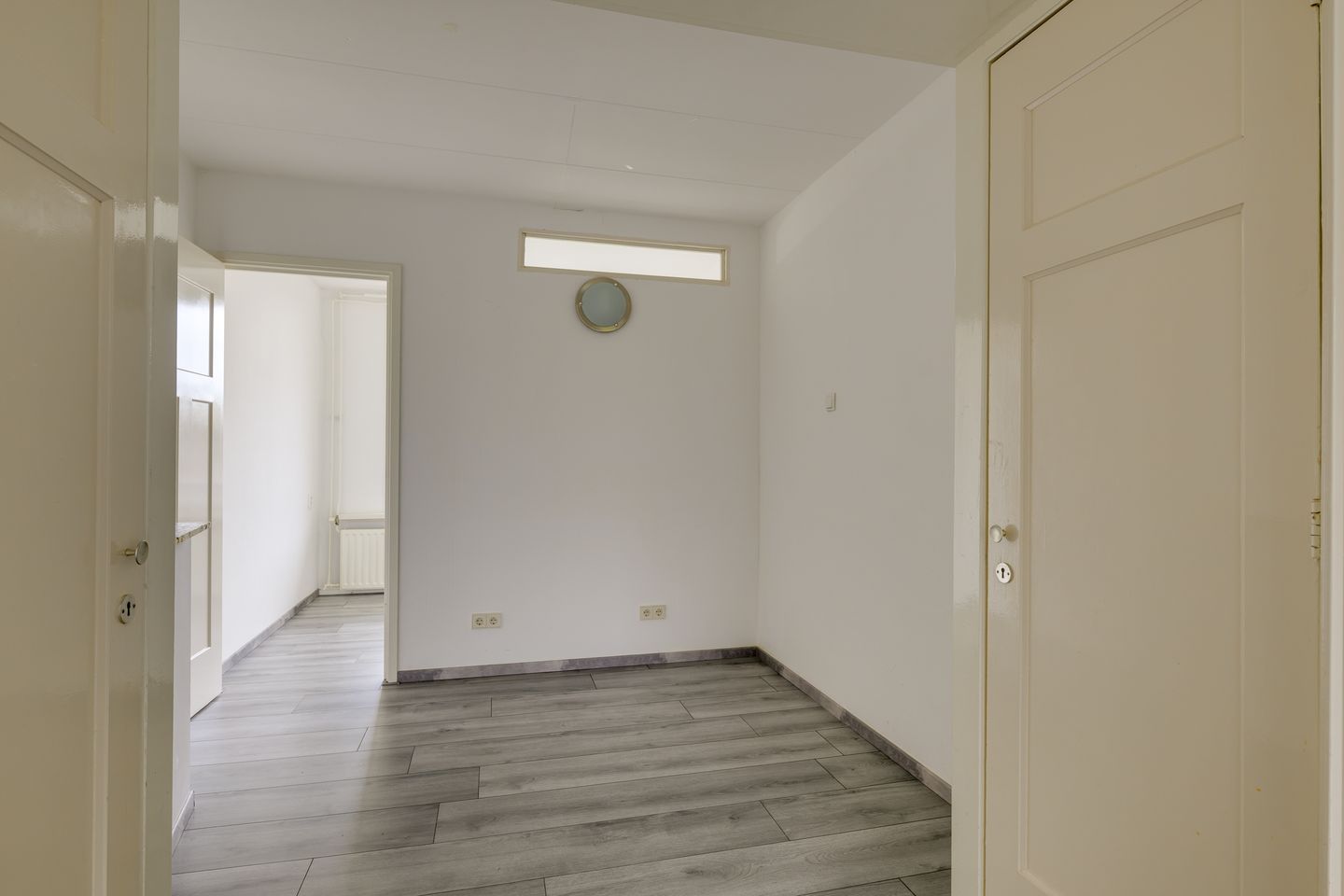 Photo 19 of Burgemeester Elsenlaan 117