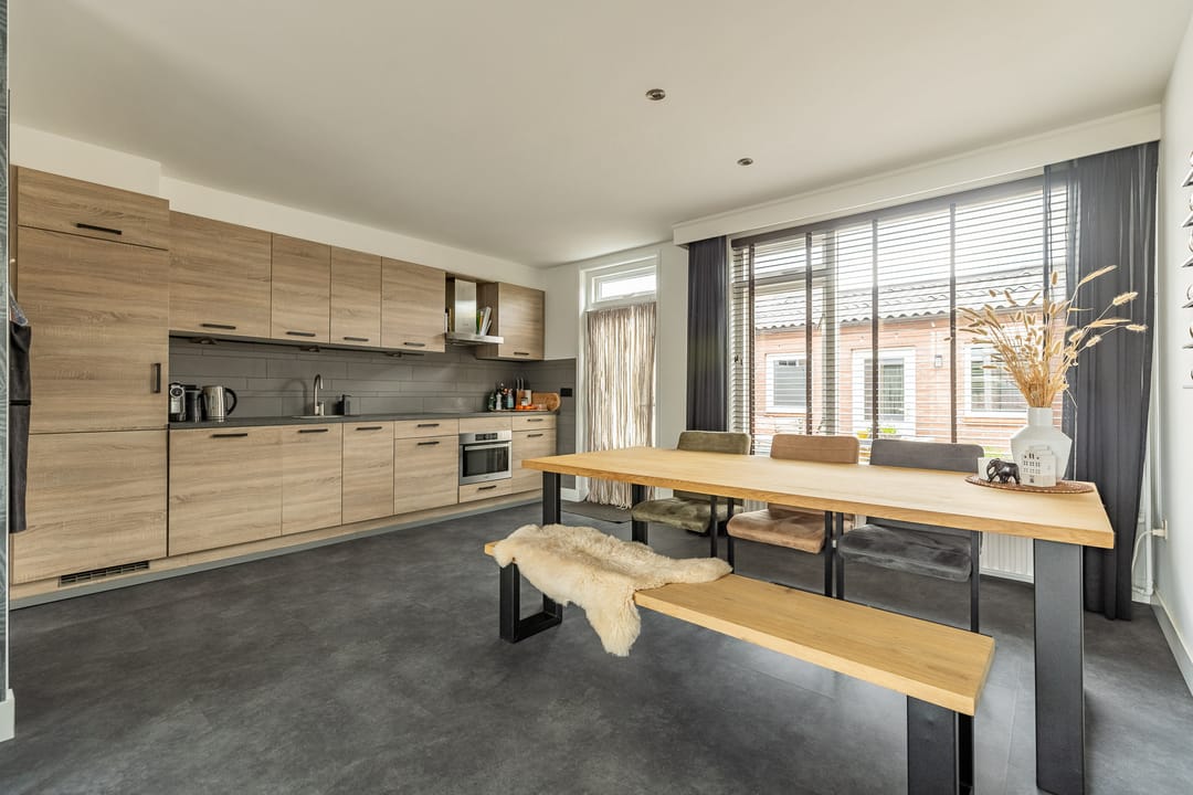 Photo 2 of Dennenlaan 19