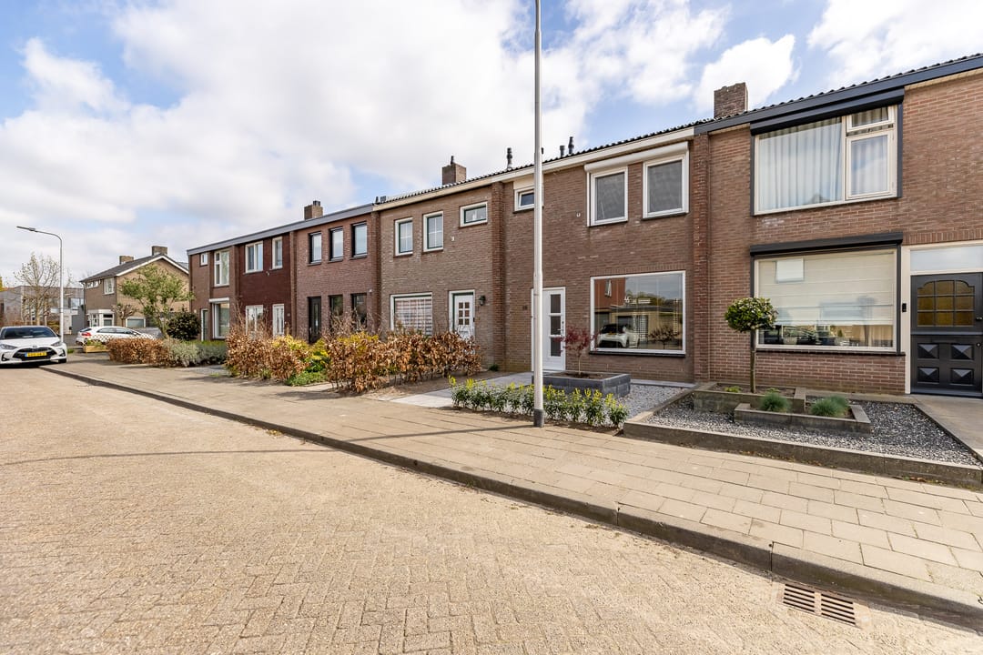 Photo 8 of Dennenlaan 19