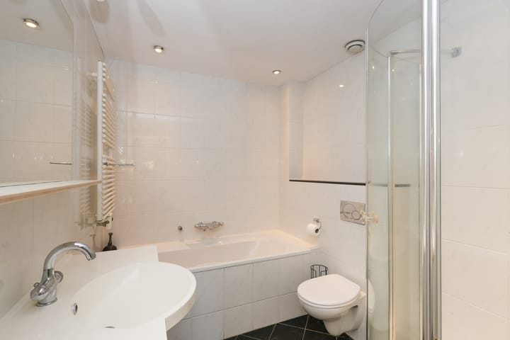 Photo 23 of Kruisbooglaan 11