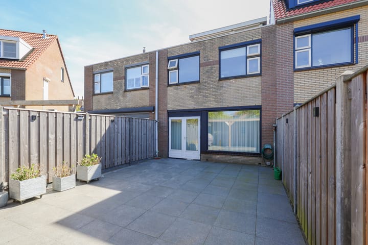 Photo 32 of Kruisbooglaan 11