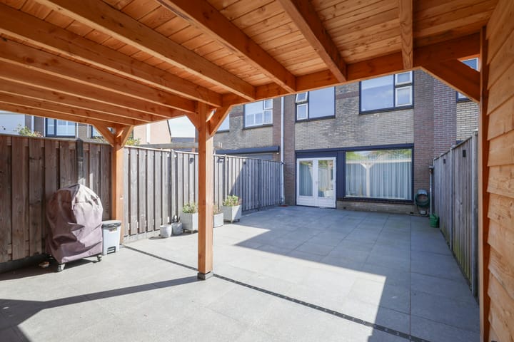 Photo 38 of Kruisbooglaan 11