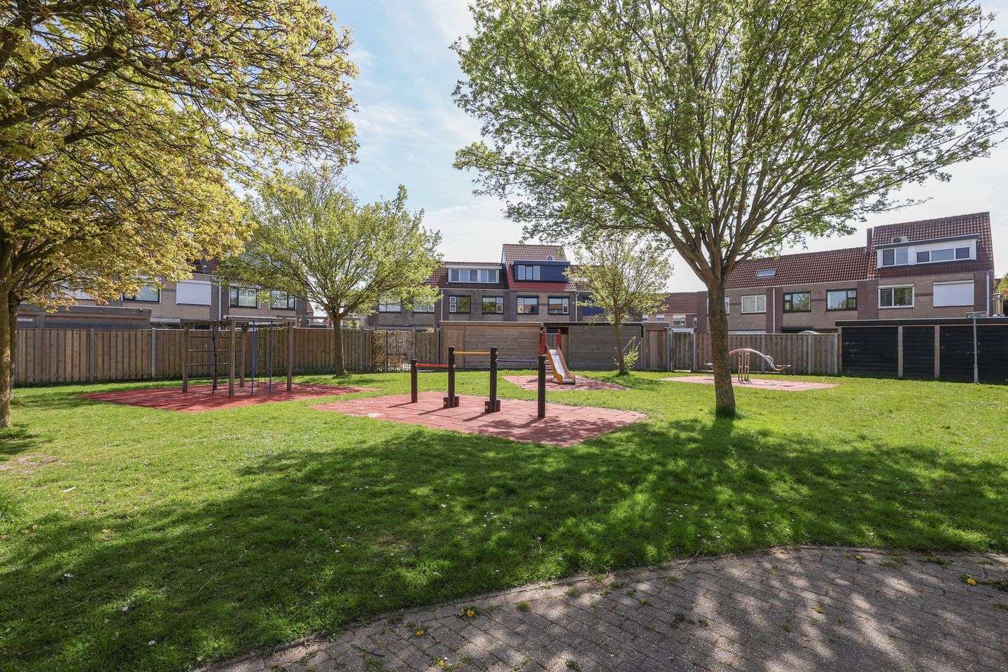 Photo 40 of Kruisbooglaan 11