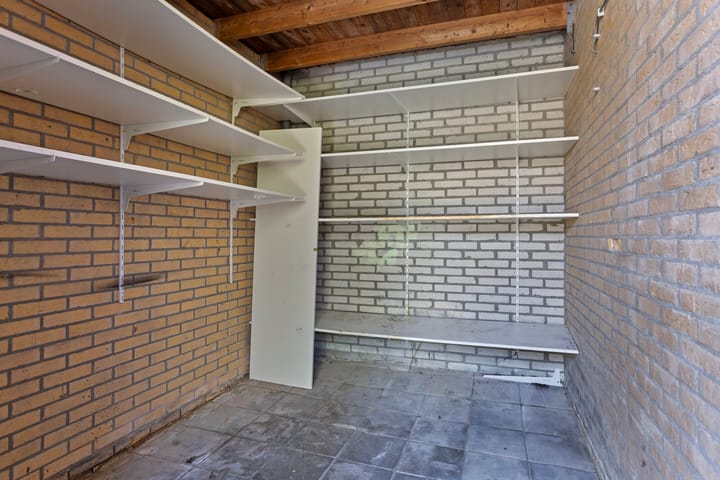 Foto 11 van Rechterenstraat 84