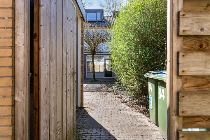 Foto 13 van Rechterenstraat 84