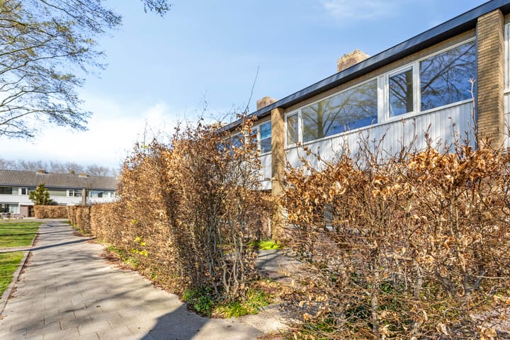 Foto 35 van Rechterenstraat 84