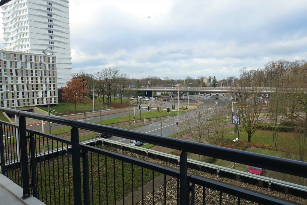 Foto 11 van Van Weerden Poelmanlaan 12