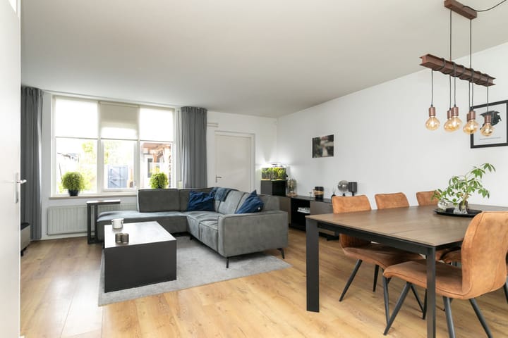 Foto 2 van Anton van Duinkerkenstraat 4