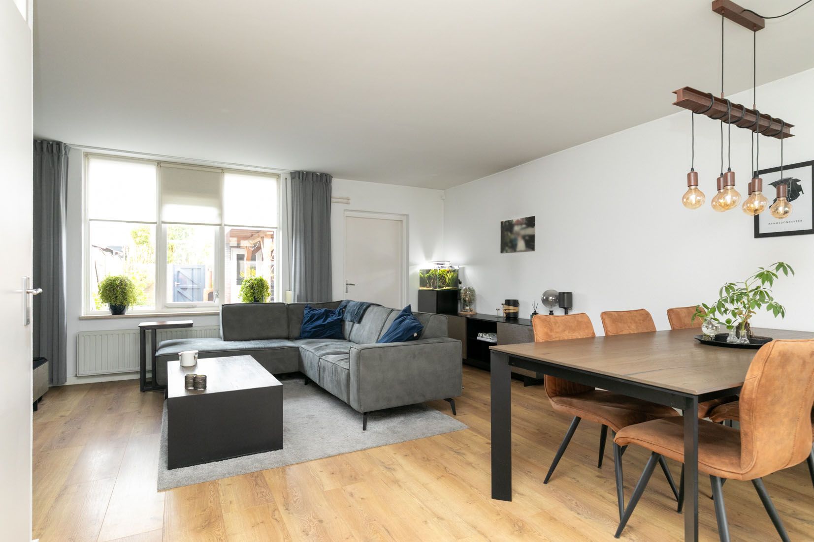 Photo 18 of Anton van Duinkerkenstraat 4