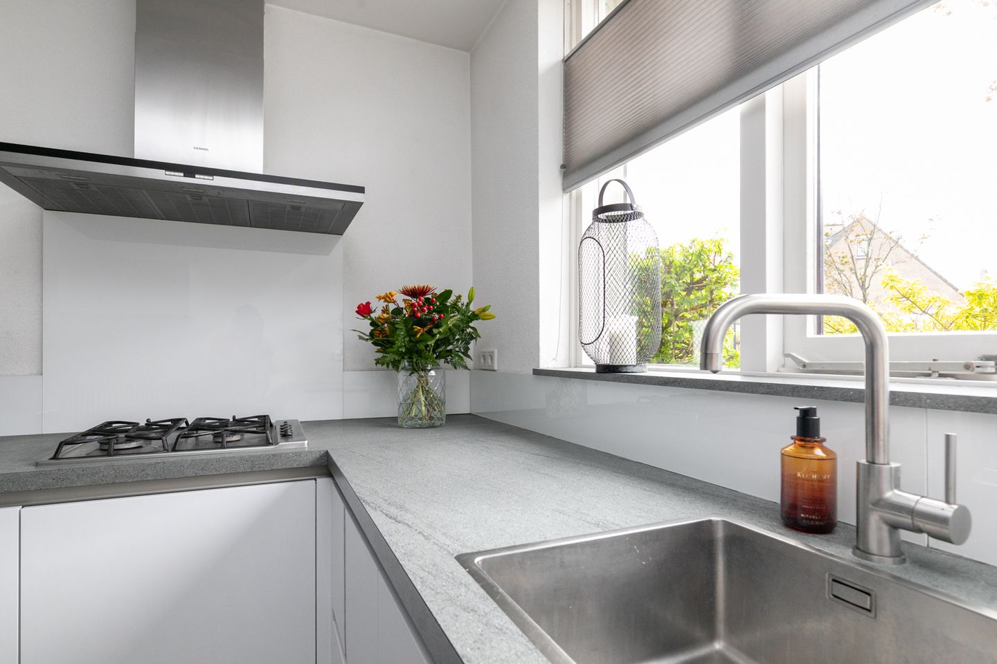 Photo 25 of Anton van Duinkerkenstraat 4