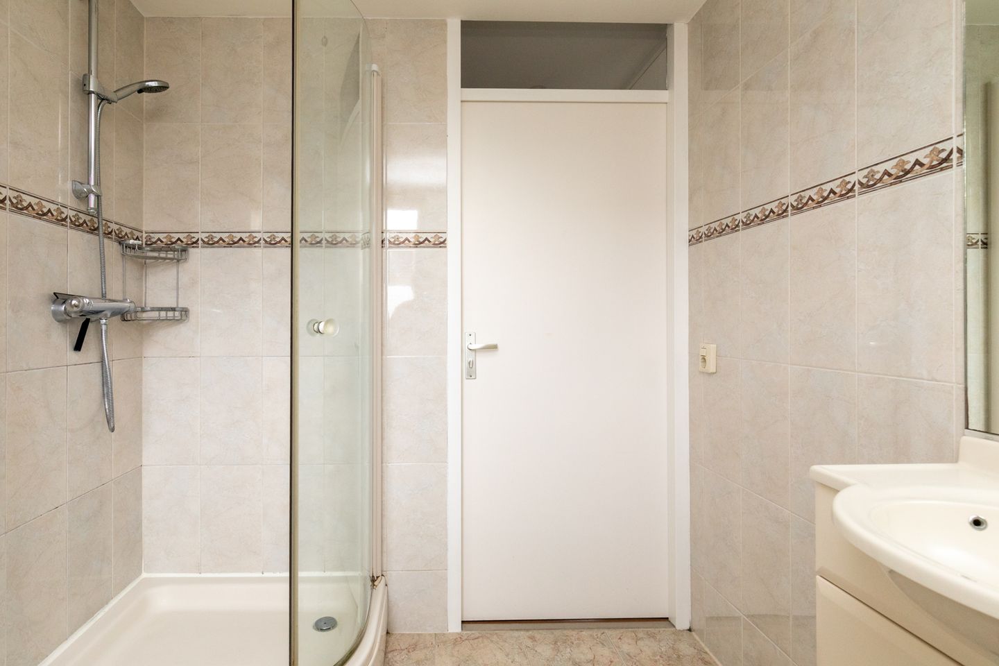 Photo 35 of Anton van Duinkerkenstraat 4