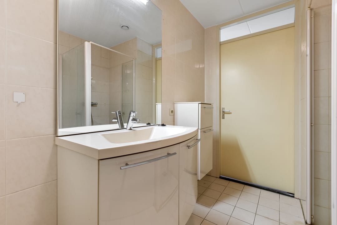 Foto 22 van Valkenaerhof 59