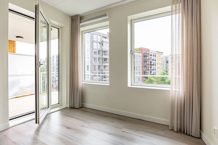 Foto 13 van Piet Mondriaansingel 253