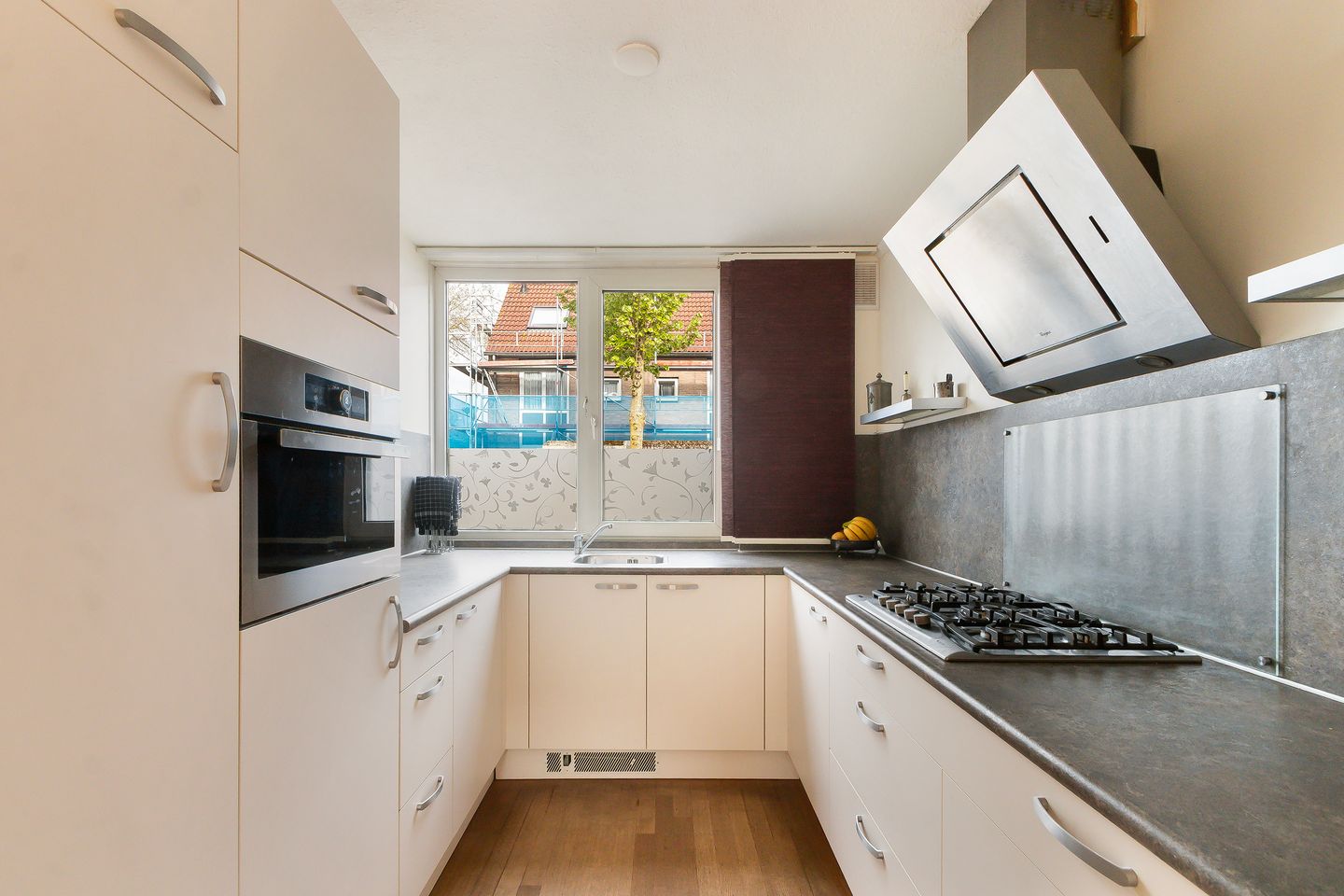 Photo 14 of Suze Groeneweg-erf 290