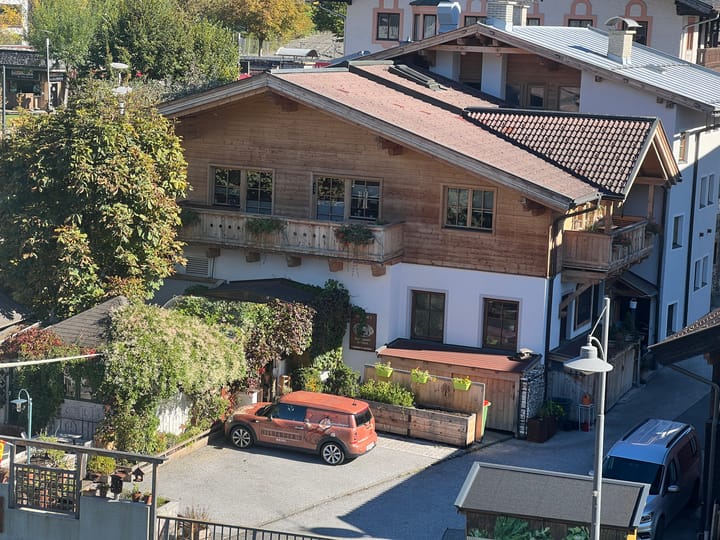 Foto 31 van Wilhelm-Fazokas-Straße 12