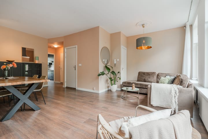 Foto 10 van Kastanjeplein 4-1