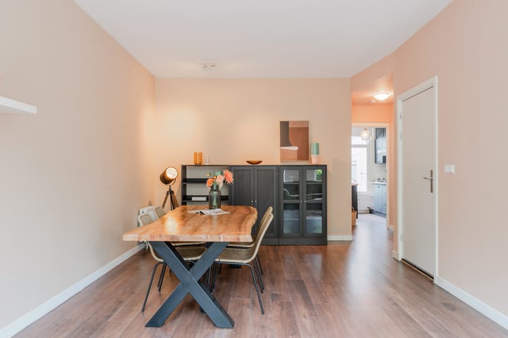 Foto 11 van Kastanjeplein 4-1