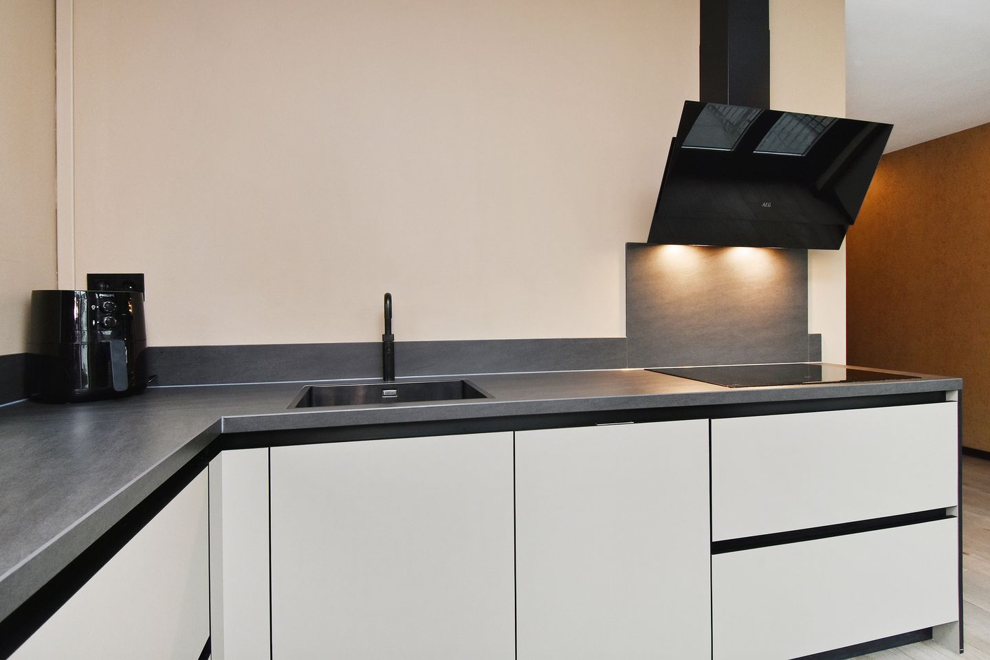 Foto 14 van Markgraaflaan 151