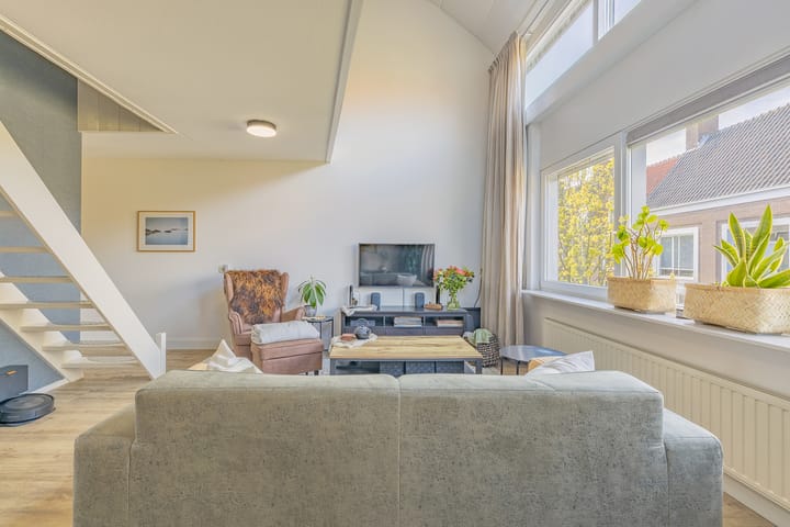 Foto 11 van Sint Barbaragang 2-C