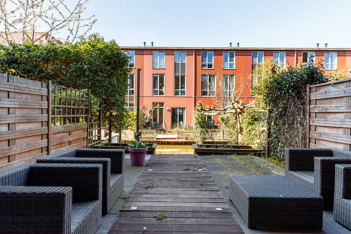 Foto 21 van Renoirhof 21