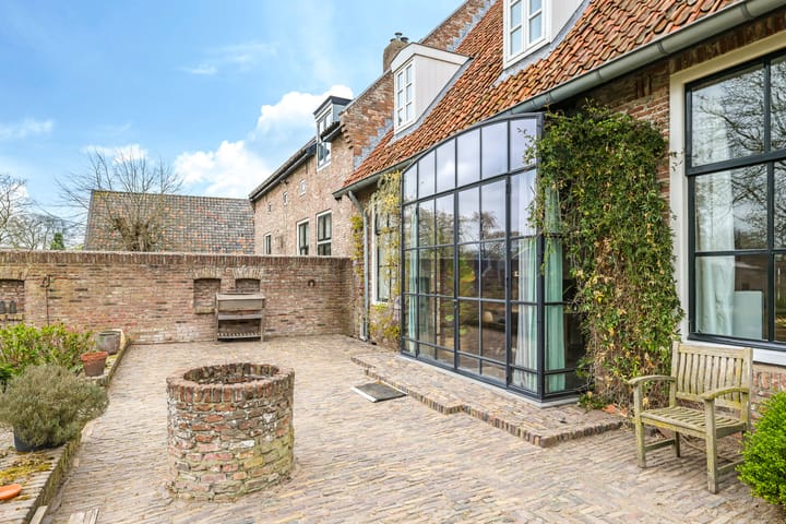 Foto 8 van Pluimenburgsestraat 4