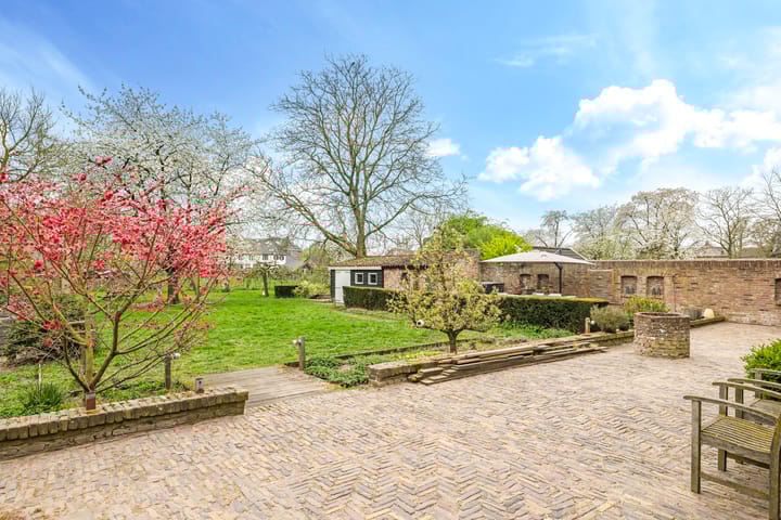 Foto 79 van Pluimenburgsestraat 4