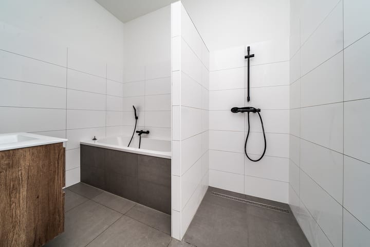 Foto 8 van Schoonderloostraat 223