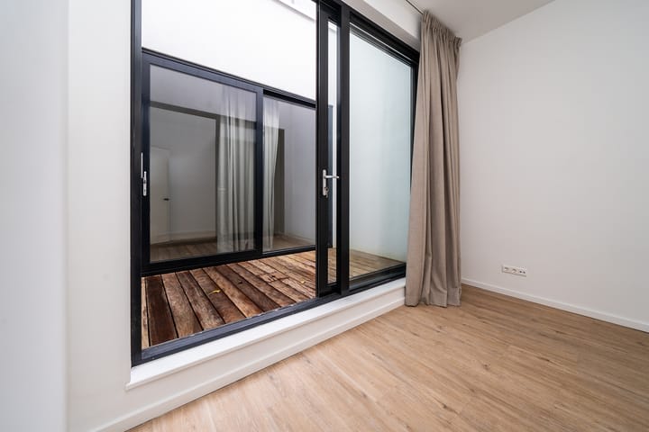 Foto 16 van Schoonderloostraat 223