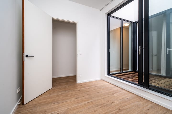 Foto 17 van Schoonderloostraat 223