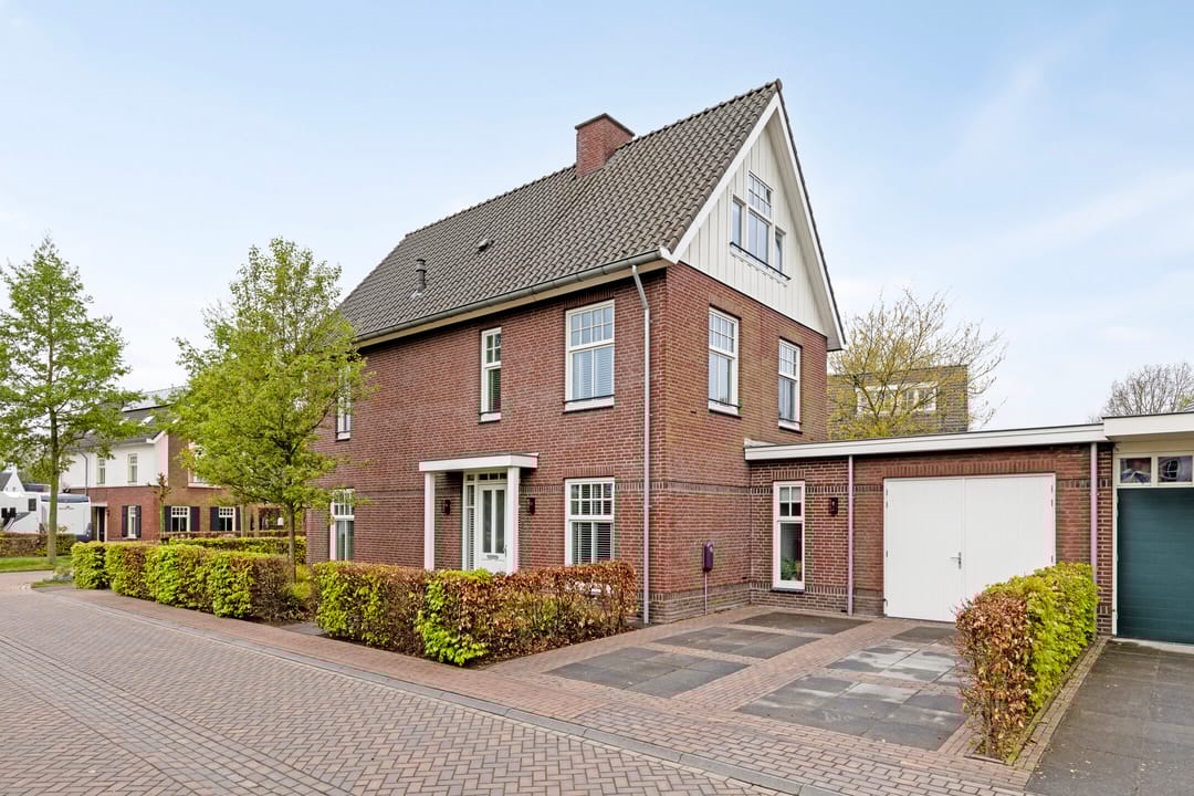 Foto 2 van Deurhof 1