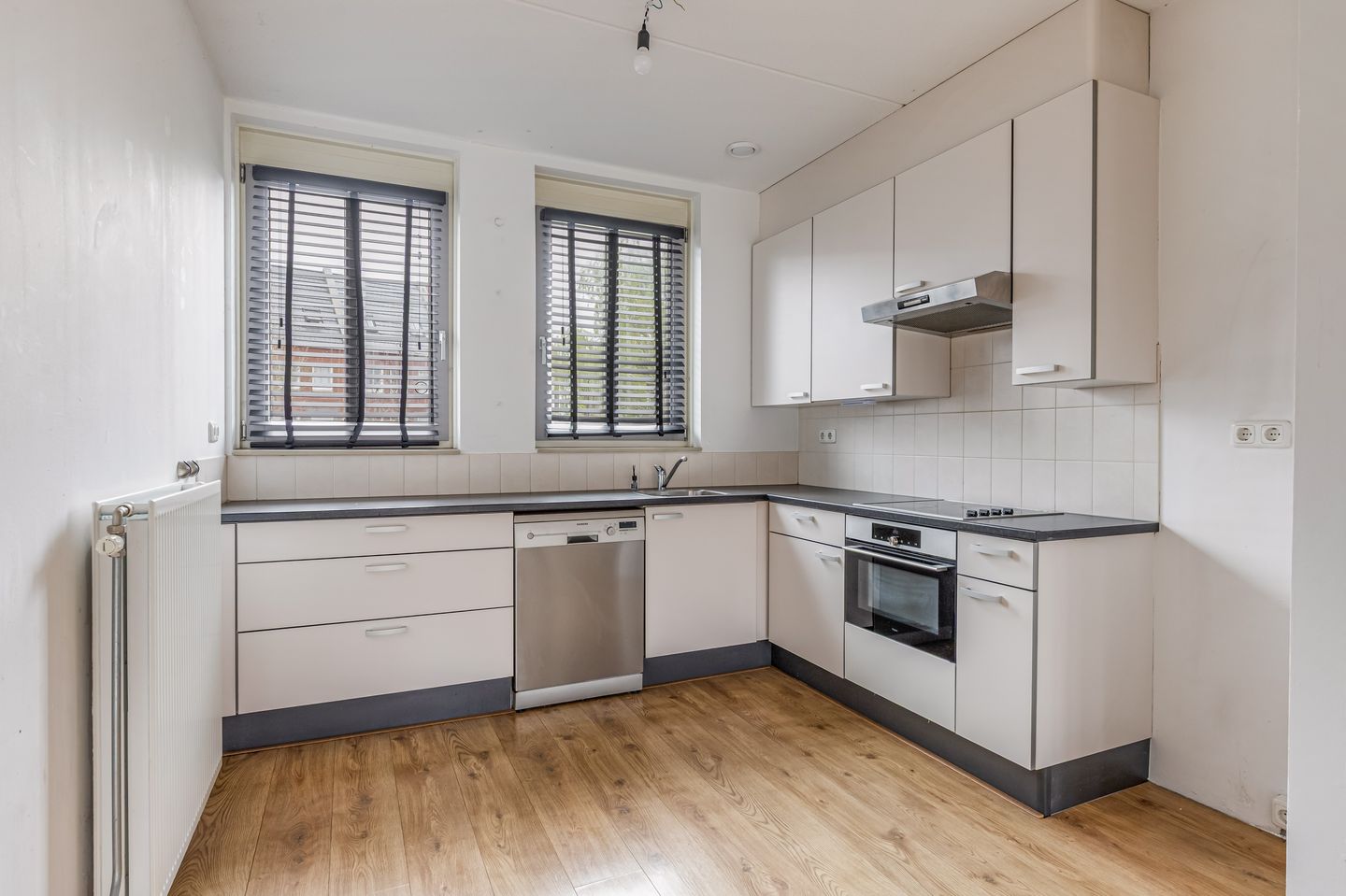 Foto 14 van Merlijnplantsoen 32