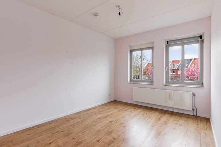 Foto 20 van Merlijnplantsoen 32