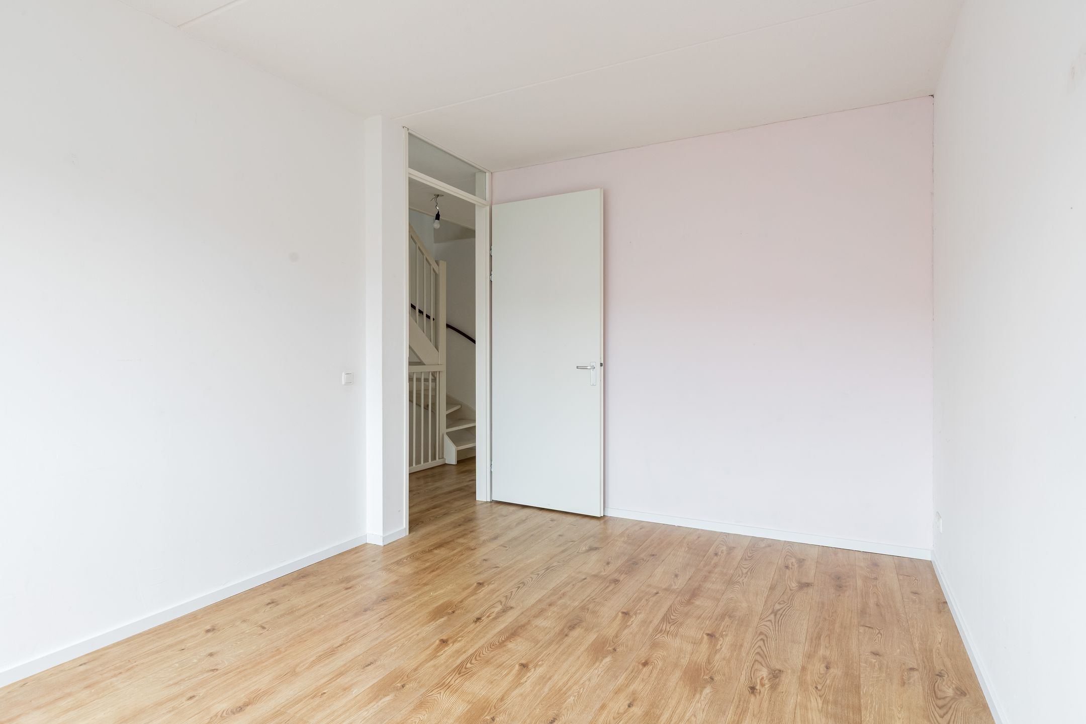 Foto 21 van Merlijnplantsoen 32