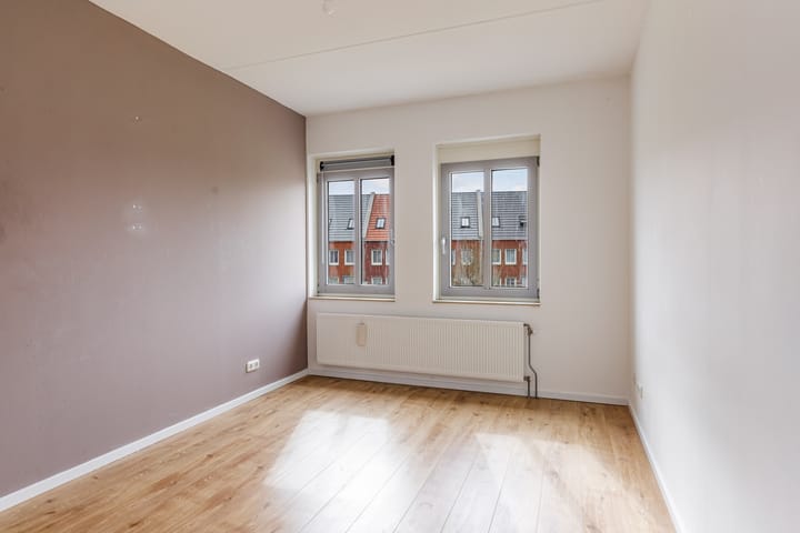 Foto 23 van Merlijnplantsoen 32