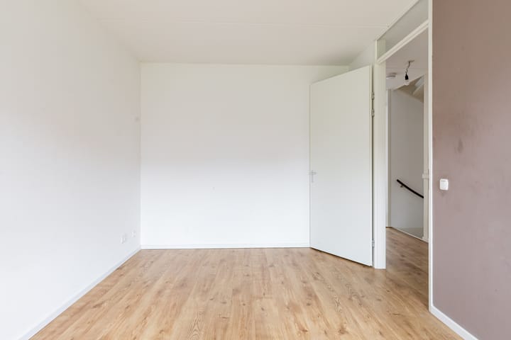 Foto 24 van Merlijnplantsoen 32