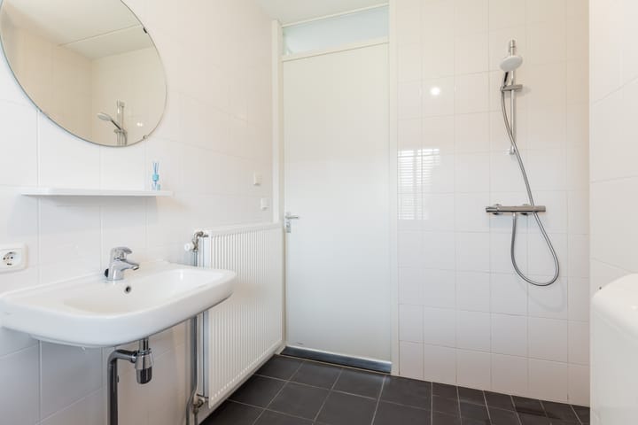 Foto 28 van Merlijnplantsoen 32