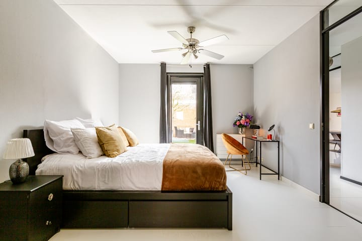 Foto 15 van Braceletstraat 9