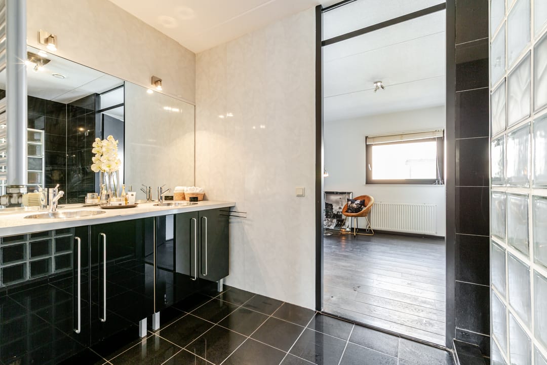 Foto 17 van Braceletstraat 9