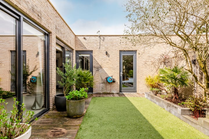 Foto 25 van Braceletstraat 9