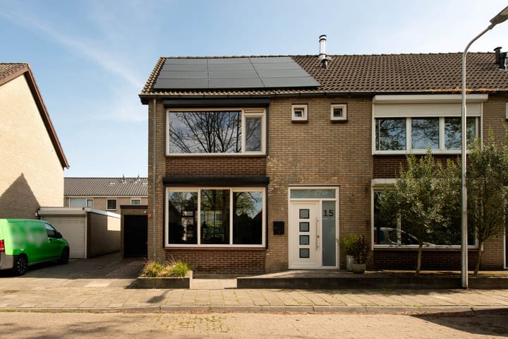Koopwoningen - huizen te koop in [Funda]
