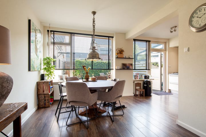 Foto 43 van Mgr Frenckenstraat 15