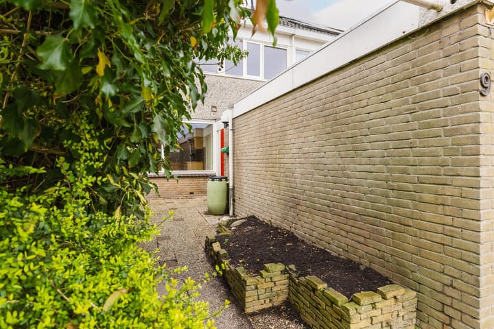 Foto 5 van Fedde Schurerwei 9