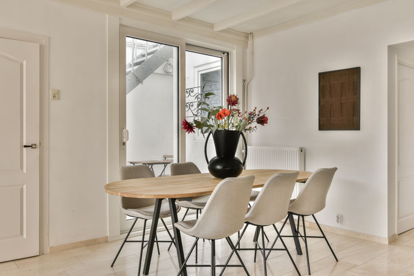 Photo 14 of Diaconiehuisstraat 36