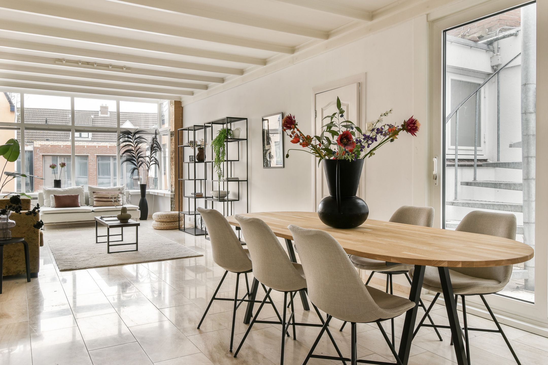 Photo 15 of Diaconiehuisstraat 36