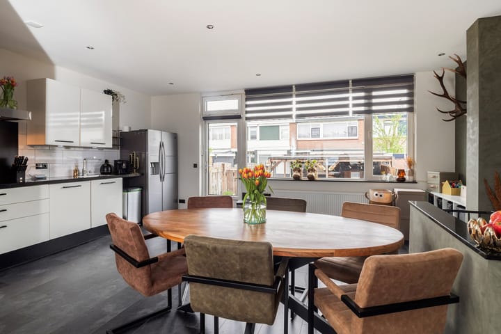 Foto 12 van Bilderdijkstraat 5