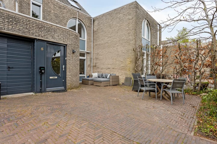 Photo 45 of Jan van Ruusbroeclaan 5